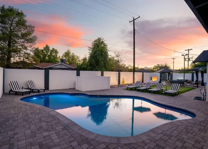 Dom wakacyjny 3016 North 84th Place / Scottsdale, Az 85251